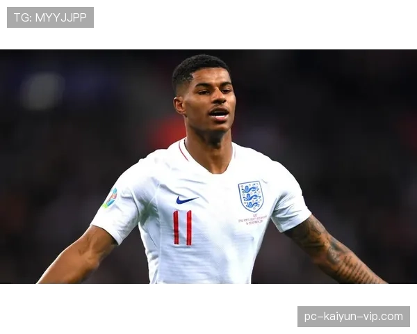 拉什福德本季高位逼抢撕防线，射门较上季更具威胁